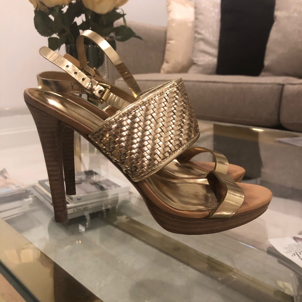Coach Steffi Gold Sandals ~ Size 8.5 ~ 4 1/4" Heel